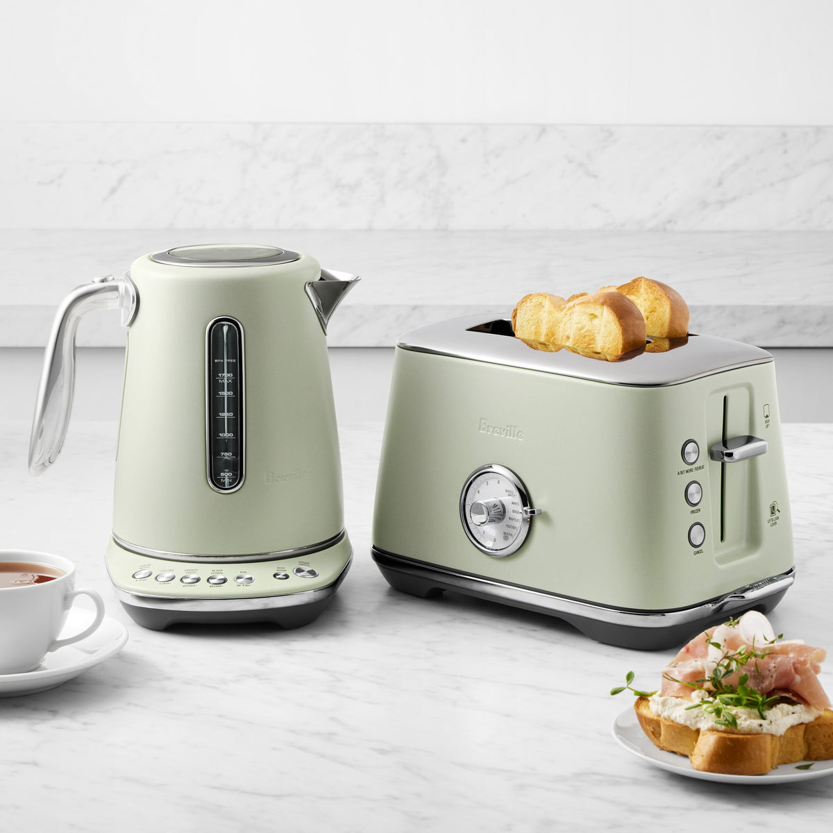 Breville Luxe Duo Kettle and Toaster Set Pistachio